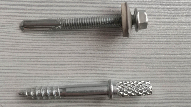 Special Carbon Steel Screws